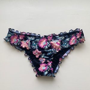 SHADE & SHORE RUFFLE CHEEKY BIKINI BOTTOM